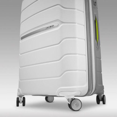 Samsonite Freeform 24 Spinner 9