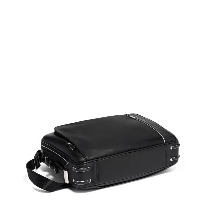 Tumi Arrive Sadler Brief Leather 4